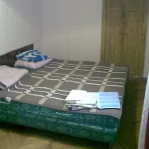 Посуточно,  квартира в живописной части города