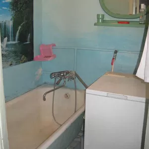 2х комнатная кв-ра,  возле к-тра «Листопад»