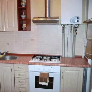 В самом центре города,  3 минуты до Медакадемии