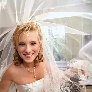 Свадебный фотограф. Скидка до 50% за эпатаж. Подробности на сайте.