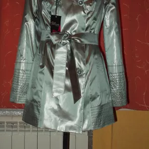 Новый молодежный двубортный плащ