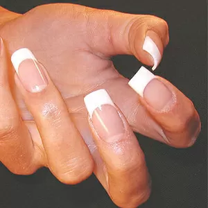 Маникюр,  педикюр,  наращивание ногтей.