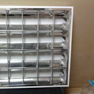 Светильник растровый встраеваемый 