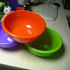 продам тазы и миски из пластика