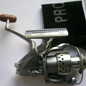 Продам Катушку для рыбалки V3000