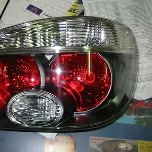 Продам фонарь задний правый на Mitsubishi Outlander 