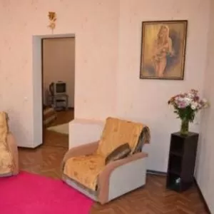 2х комнатная в цетре посуточно от хозяйки