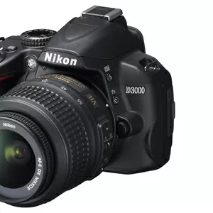 Nikon d3000 продам срочно