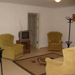 Сдам квартиру в аренду ПОСУТОЧНО в центре Херсона