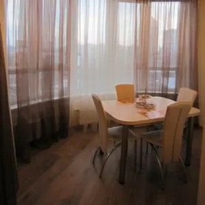 Сдам посуточно VIP квартиру на Кленовои!