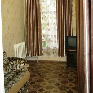 небольшая 2 х комнатная  центре недорого Wi-Fi