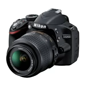 Продам абсолютно новую зеркальную фотокамеру Никон 3200