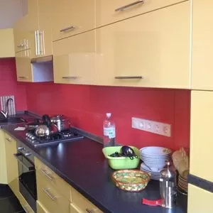 Сдам 1 комнатную  Тренева,  21