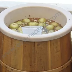 Соленые зеленые помидоры
