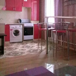 2-х комнатная Аллея Героев (Центр)