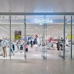 сток женской одежды Bershka