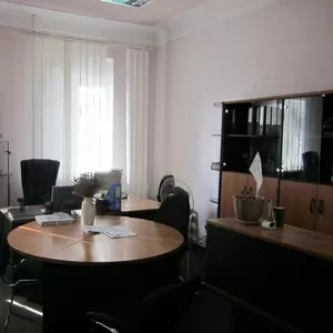 Сдам офис по ул.Набережная В.И.Ленина, 9 (р-н поплавка). 