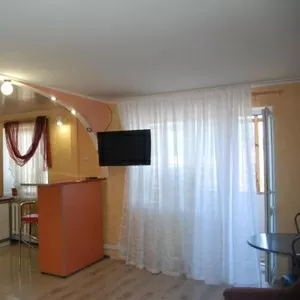 Сдам посуточно квартиру в центре Луганска