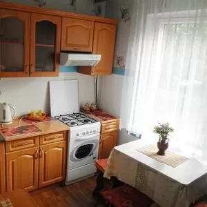 Здам 1-ком. квартиру в Черкассах в районе ул. Седова. Т. 067-936-85-95