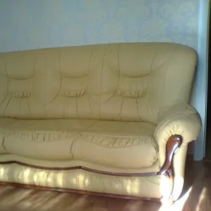 Продам мягкую мебель. Срочно.