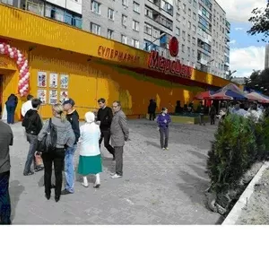 Фасадное. Встроенное в жилой дом в Красном Луче