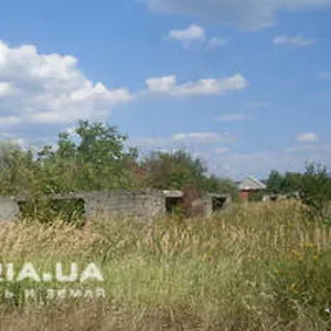 Продаю участок в черте города с фундаментом и перекрытием