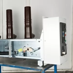 Элегазовый автоматический выключатель 