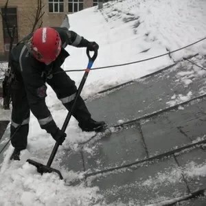 Уборка снега и сосулек с крыш Одесса 0983448251