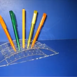 Изделия из акрила, пластика.