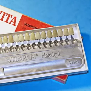 Расцветка стоматологическая Vitas бу
