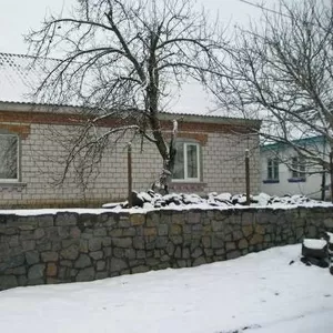 Продам дом кирпичный