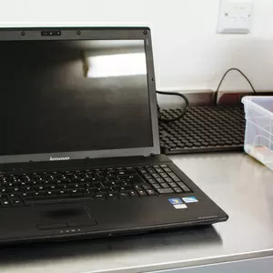 Продам по запчастям ноутбук Lenovo G560 (разборка и установка).