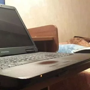 Продам по запчастям ноутбук Acer eMachines E527 (разборка и установка)
