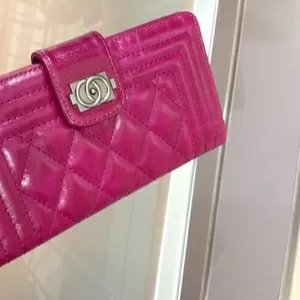 Стильный кожаный кошелек Chanel