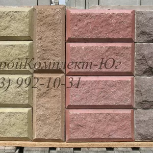 Лицевой шлакоблок для заборов цветной колотый рваный