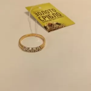 Кольцо золотое с бриллиантами б/у. Вес 2, 06 грамм. Продажа