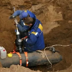 Врезка в водопровод под давлением без отключения в Украине