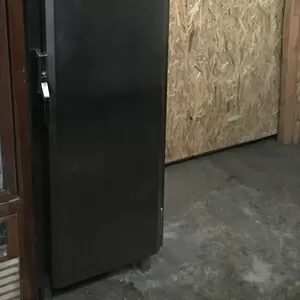 Шкаф холодильный б/у KYL Accord статический