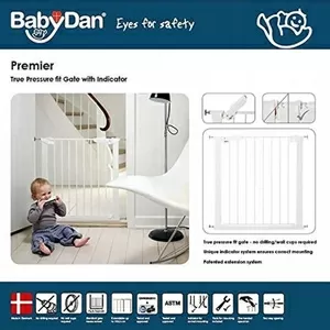 Детский барьер на лестницу BabyDan Premier