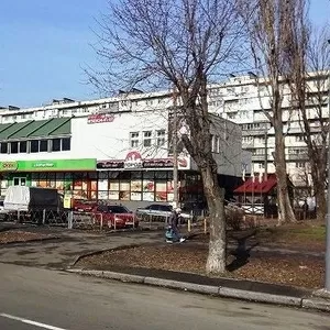 Магазин,  нежилое помещение в Днепровском районе.