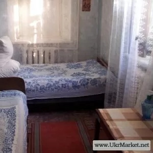 СДАМ В ГЕНИЧЕСКЕ КОМНАТУ У МОРЯ ЛЕТОМ И ЗИМОЙ СТУДЕНТАМ