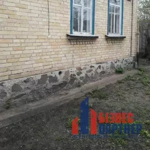 Продається ½ будинку в районі Казбет