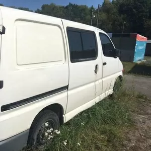 Тойота Хайс.Toyota Hiace 2.4.