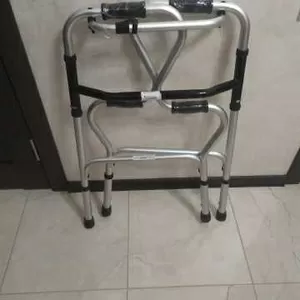 Ходунки для инвалида