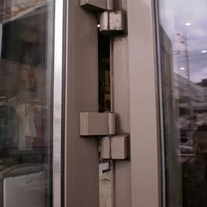 Замена петель Киев,  металлопластиковые и алюминиевые двери,  петли S94