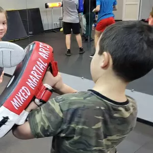 Школа Самооборони Рукопашного Бою 