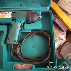 Ударный электрогайковерт Makita - надежный инструмент