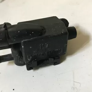 Бу клапан електромагнитний Renault Laguna 1 2.0i,  7700861642