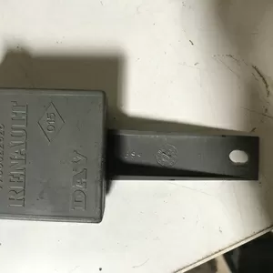 Бу блок управления стеклоподъемника Renault 7700822928