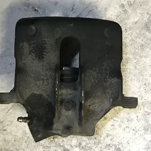 Бу суппорт передний левый Renault Laguna 1,  7701205832